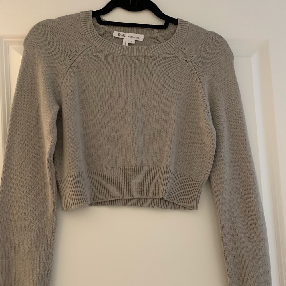 Gray BCBG crop sweater